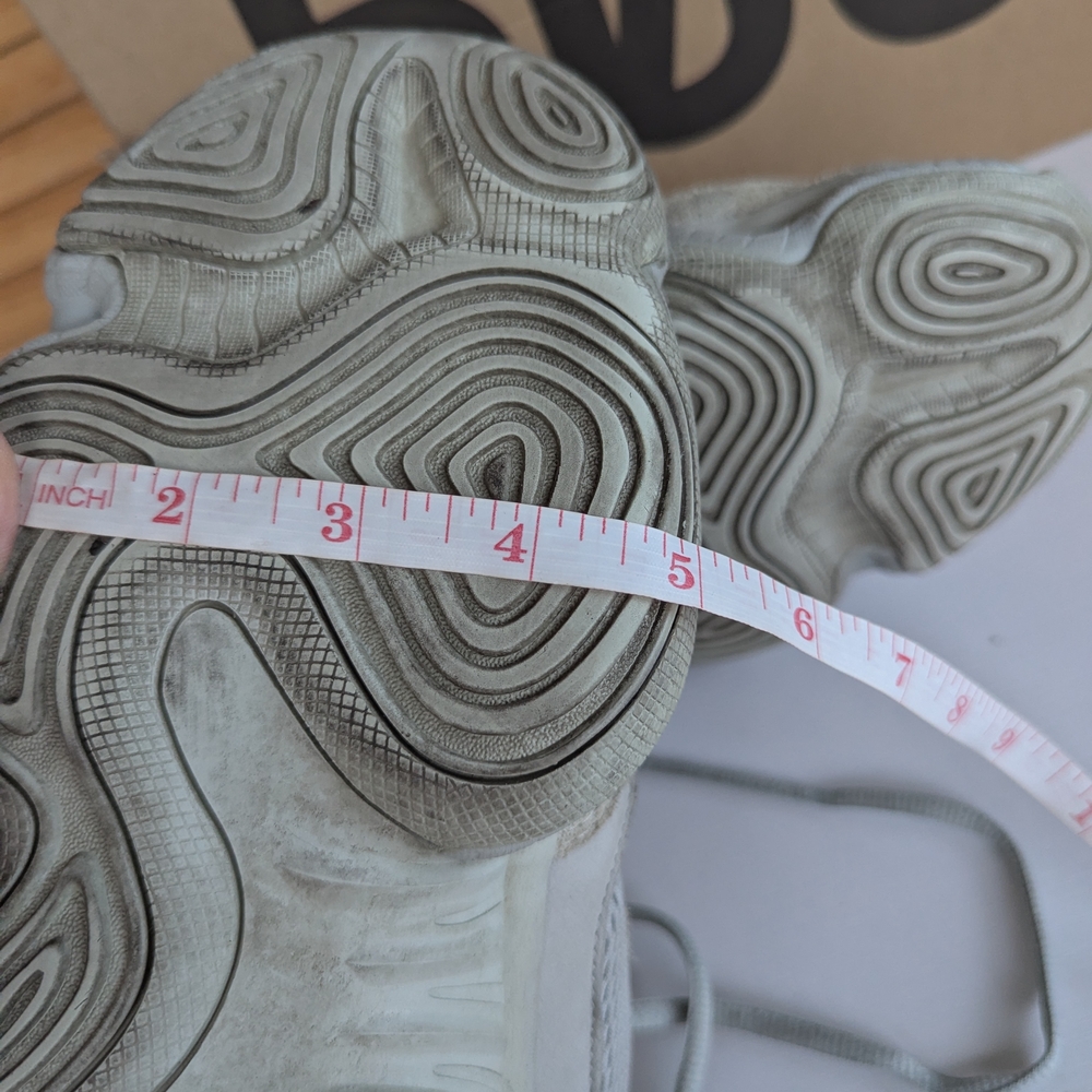 Adidas Yeezy 500 with Ortholite in Light Gray - Picture 10 of 11